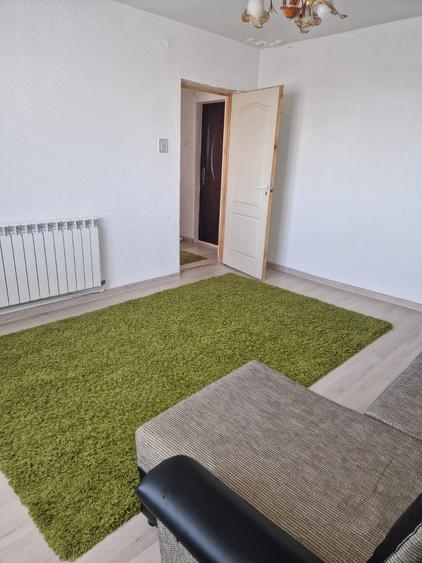 Apartament 2 camere zona Liceul Mihai Eminescu , etaj 9 cu lift nou , mobilat