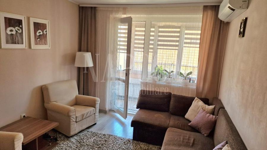 Apartament 3 camere de vanzare in Universitatii Oradea, Oradea