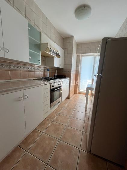 Apartament 2 camere de închiriat B-dul Decebal - 7