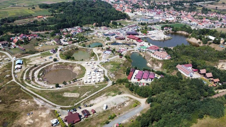 Afacere la cheie - pensiune in incinta lacurilor sarate din Ocna Sibiului