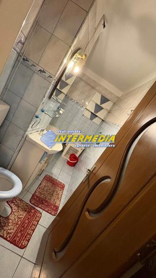 Apartament 2 camere de vanzare mobilat utilat zona Carolina Mall