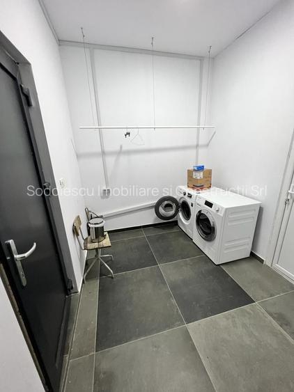 Locuinta moderna spatioasa cu garaj - 25