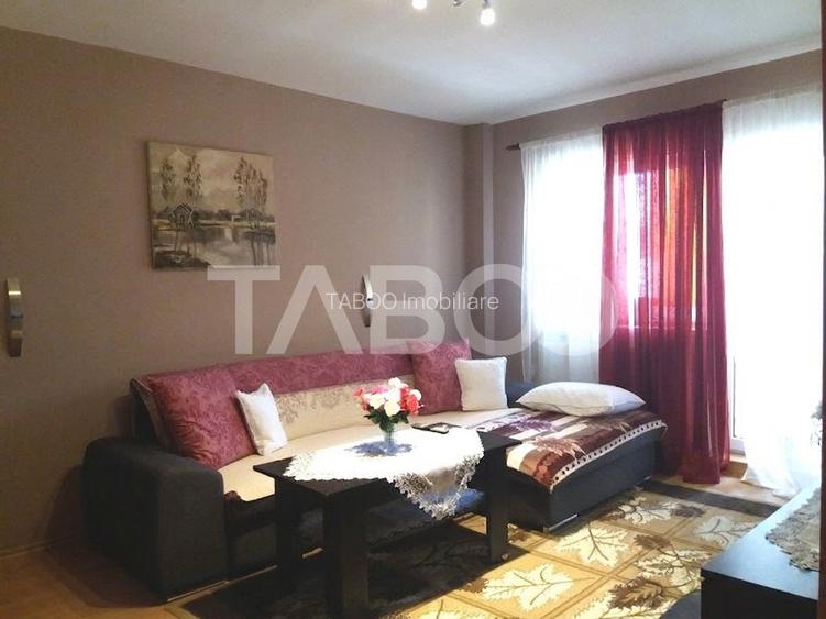 Apartament decomandat 3 camere  2 bai etaj 3 balcon zona buna Cisnadie - 4