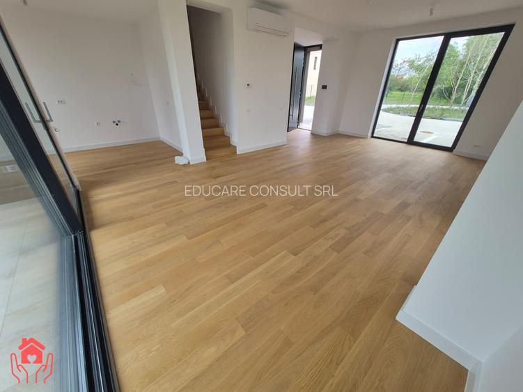 METROU LAMINORULUI (The Meadows)- Vila cu vedere catre lac, libera, comision 0% - 10
