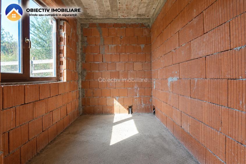 Vila la rosu si teren 500 mp de vânzare , Zona Fermelor - 14
