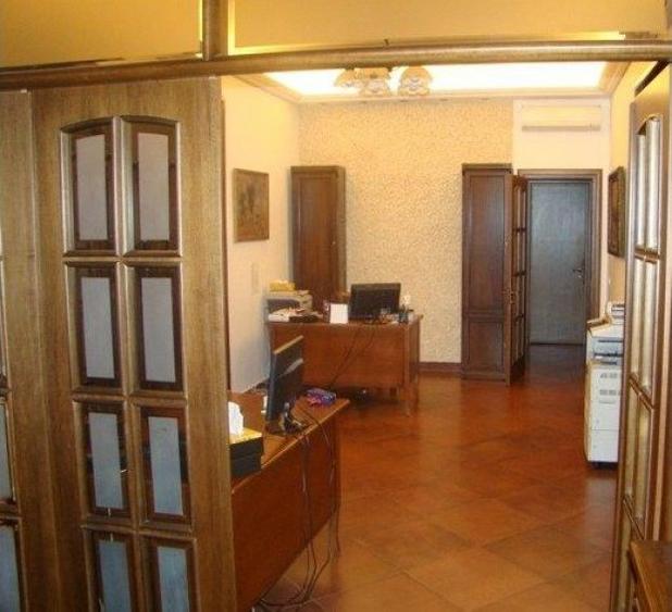 Vila Dorobanti Capitale