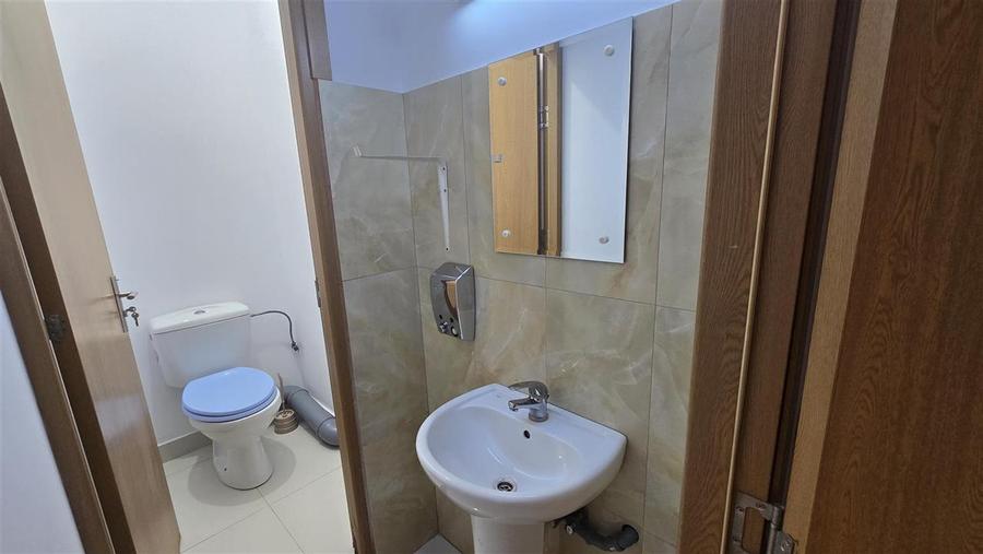 Spatiu Birouri - 180 mp! In Suceava! De Inchiriat! 0727817187