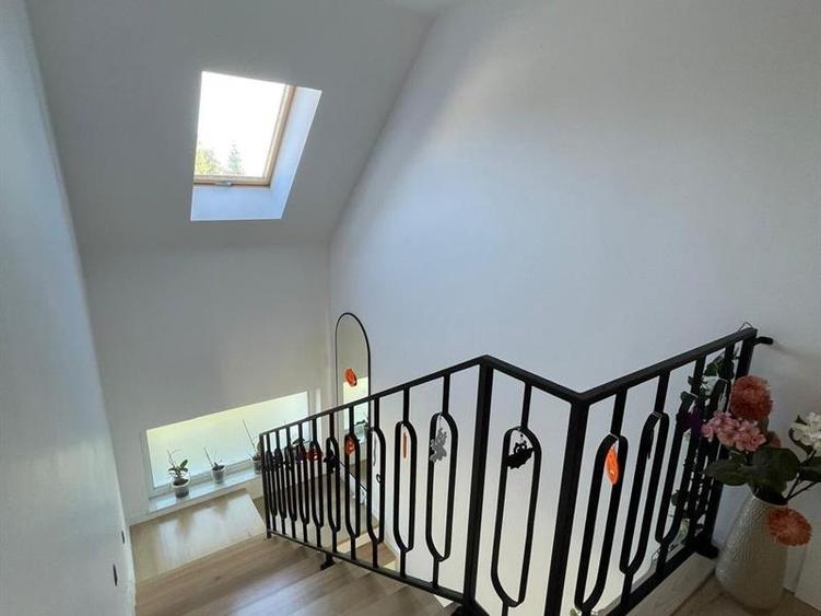Casă 6 camere, loc. Sucevita