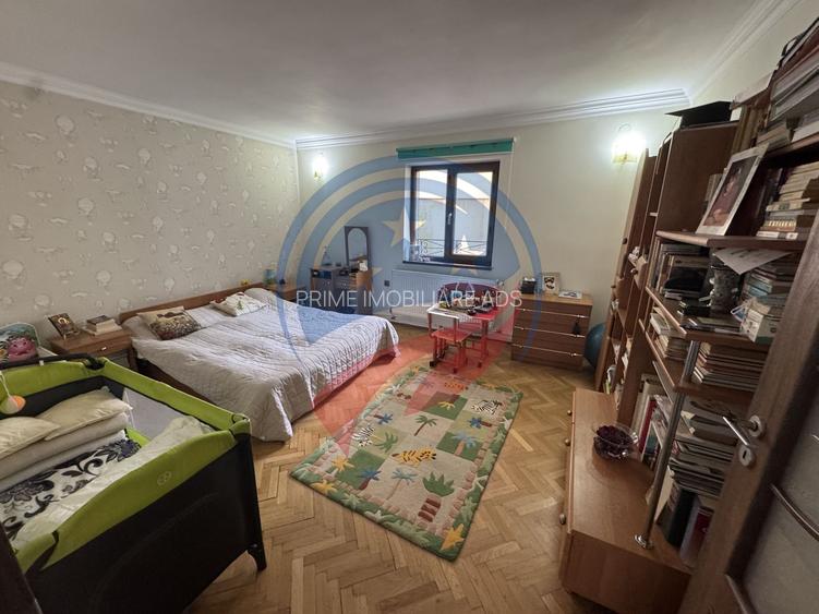Casă p+1 formata din doua apartamente - 10