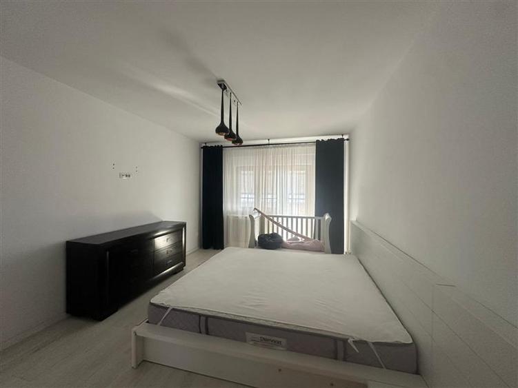 Apartament 4 camere de vanzare, Copou