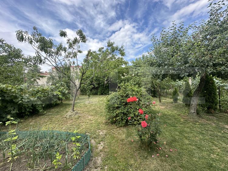 Casă spațioasă de 360 mp - zona Closca