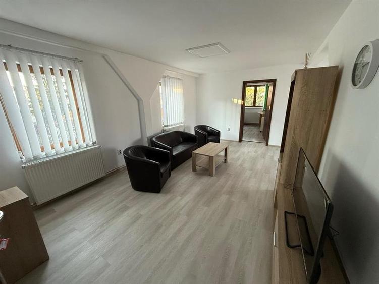 Apartament 4 camere 2 bai zona Turnisor