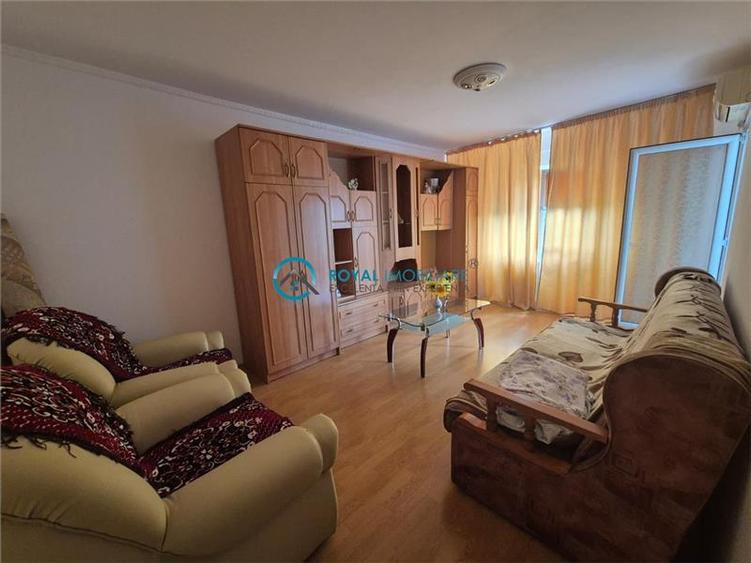 Royal Imobiliare - Vanzare apartament zona Ienachita Vacarescu