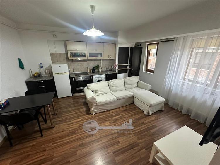 Apartament 3 camere, Tătărași, Hanciuc, 60 mp, Parter Înalt