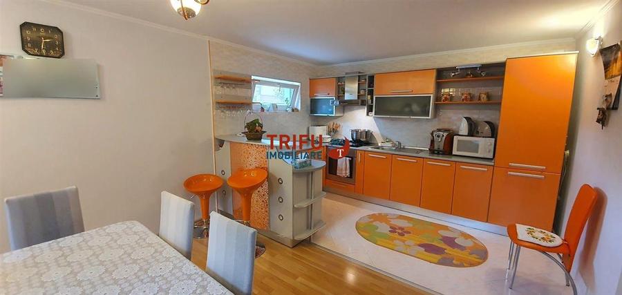 Casa 7 camere 800mp teren si piscina