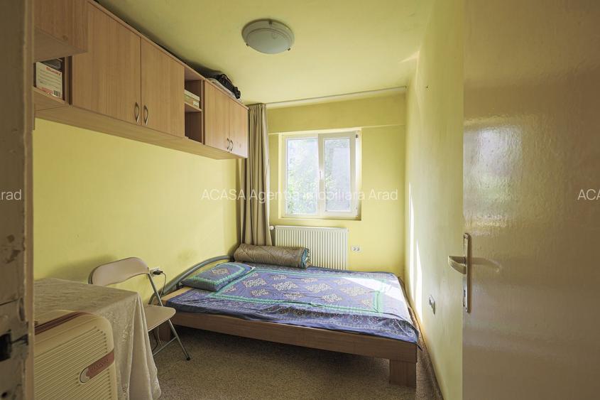 Apartament decomandat 2 camere - etaj 1 – Banu Maracine - COMISION 0 - 3