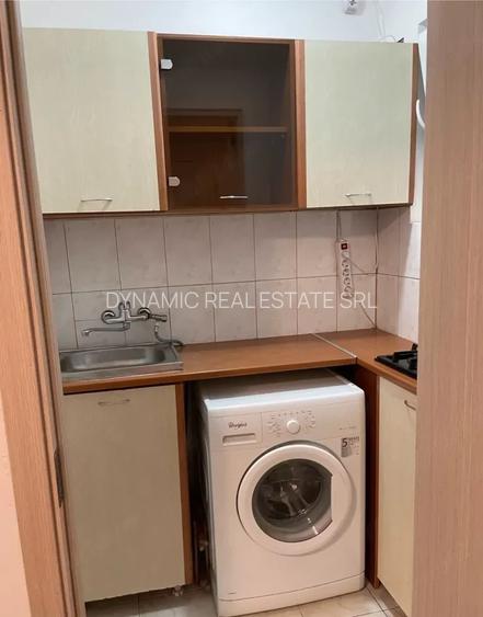 Rond Alba Iulia - Unirii 1 Min  - Bloc Anvelopat - Disponibilitate imediata - 3