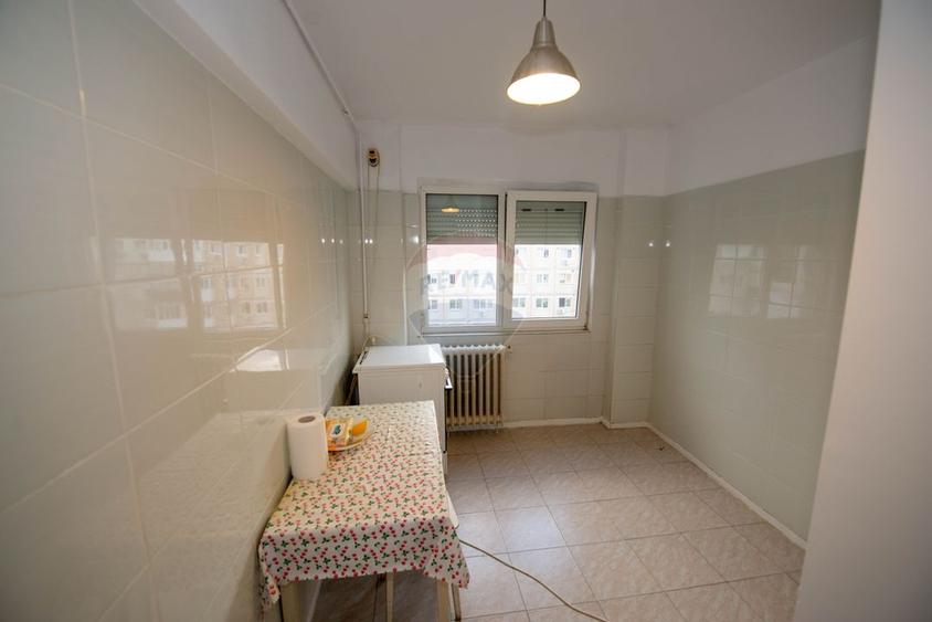 Apartament 3 camere de vanzare Drumul Taberei Metroul Ialomitei 10min