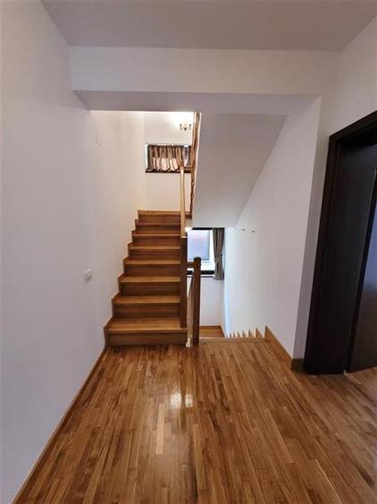 VILA PERFECTA PENTRU FAMILIA TA - IANCU NICOLAE-JOLIE VILLE
