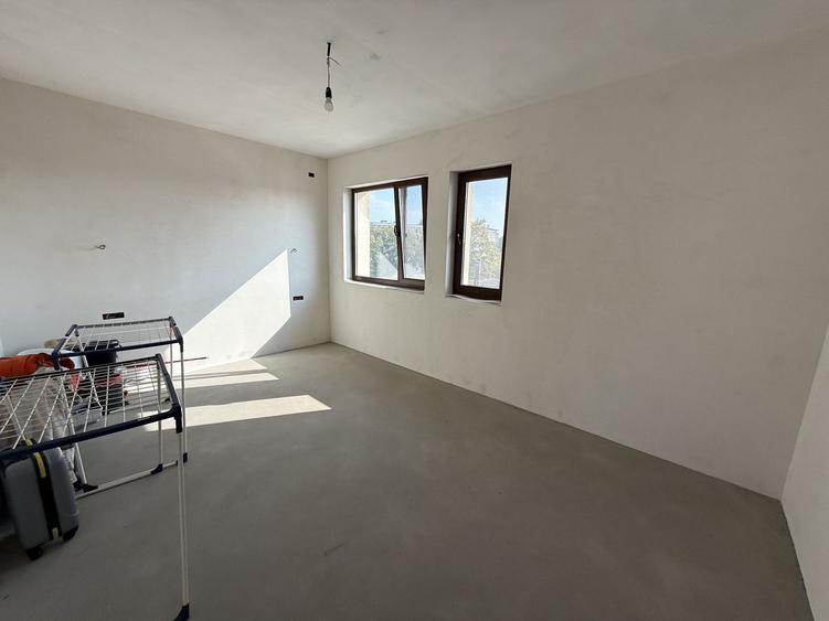 Apartament 3 camere zona Dacia