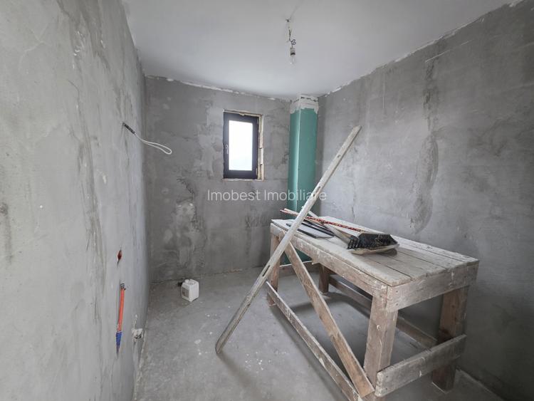 Exclusivitate! Vila P+M înaltă, 7 camere, teren 458mp, Valu lui Traian!