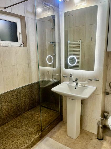 3 camere, Calea Bucuresti, mobilat/ centrala/ finisaje moderne !