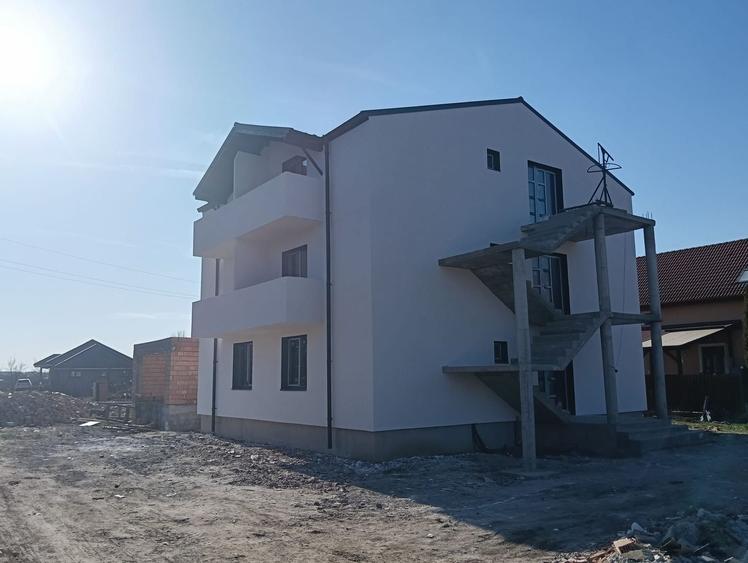 Apartament 2 camere,bloc NOU 50mp,zona 7Noiembrie 1 parcare