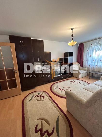 Chirie Apartament 3 camere 70 mp mobilat utilat loc - Drumul Taberei