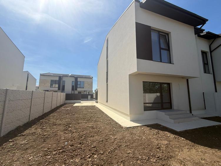 Case de tip duplex si individule cu 4 camere si mansarda. Comision 0
