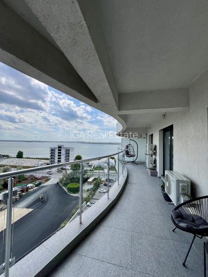 Vedere la mare si lac | Complex cu piscina si parcare privata - 11