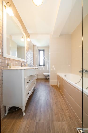 Apartament vizavi de Parcul Sub Arini, parcare subterana, 3 camere
