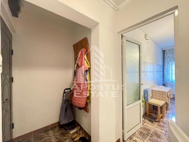Apartament 2 camere - zona Vlaicu
