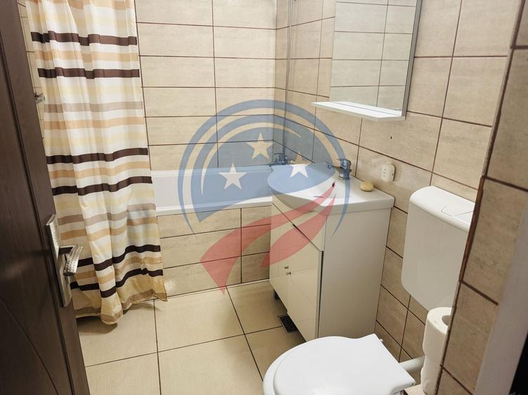 Apartament decomandat, ultracentral – etaj 2, mobilat și utilat complet