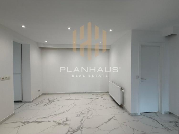 Apartament 3 camere decomandat | etaj 1 | central B-dul Bucuresti,optional garaj