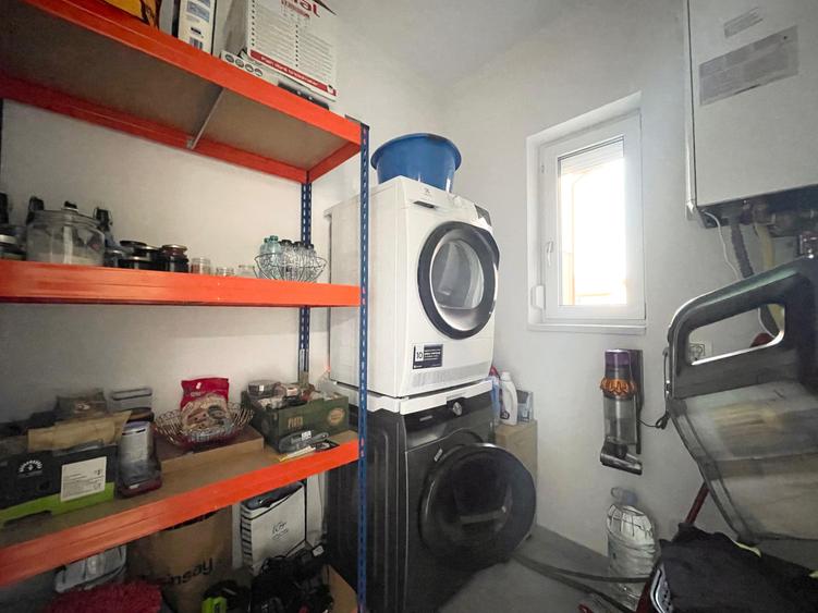 Duplex despartit - 4 camere mobilat si utilat + panouri - Urseni