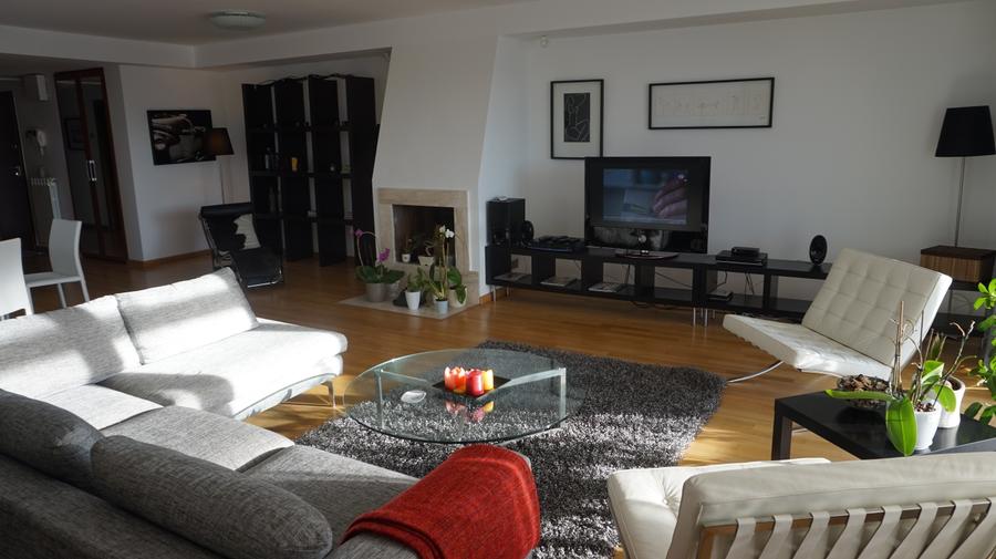 Apart. lux 3 camere,167mp cu vedere la lac+piscina,2 loc parcare,boxa Tancabesti