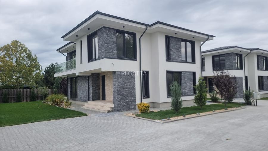 Complex rezidential cu 7 vile langa Laguna Albastra - 36