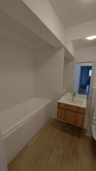 VANZARE 3 CAMERE TITAN - GURA PUTNEI 114 MP