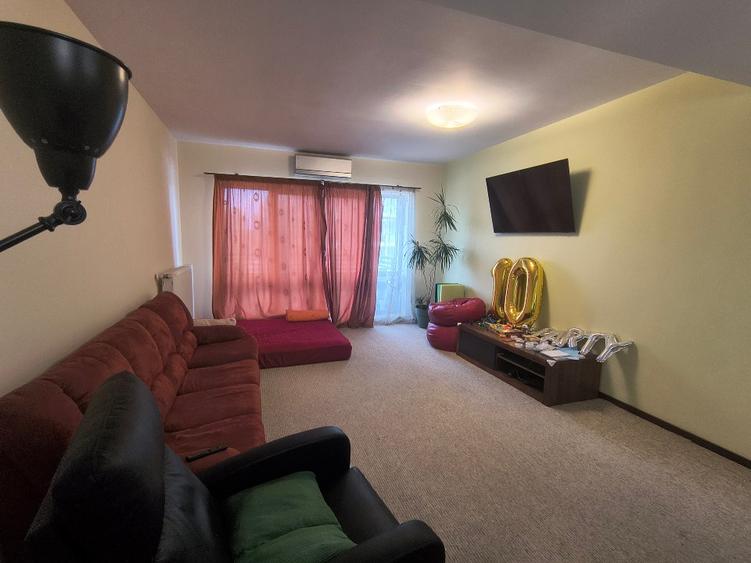 Apartament Jiului 3 camere