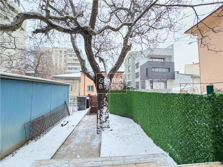 Banu Manta | Primaria Sector 1 | Metrou | 5 camere | Curte