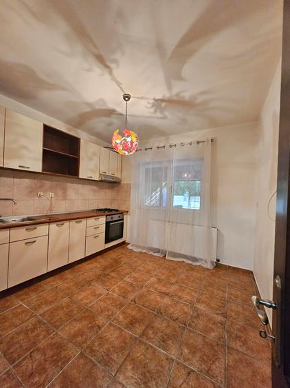 INCHIRIERE VILA 3 CAMERE ZONA IANCU NICOLAE!