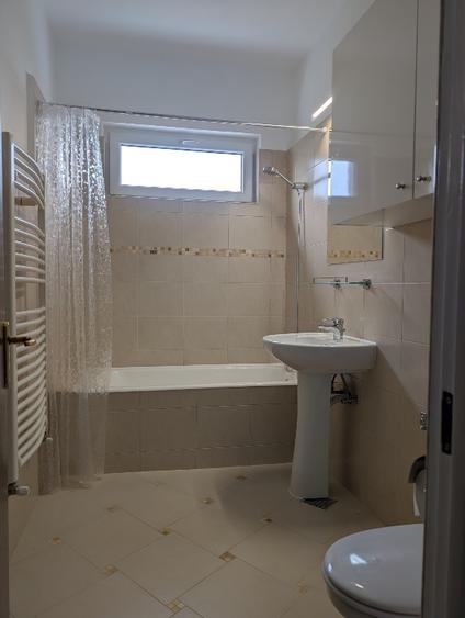 3 camere nemobilat proaspăt renovat bucătărie IKEA