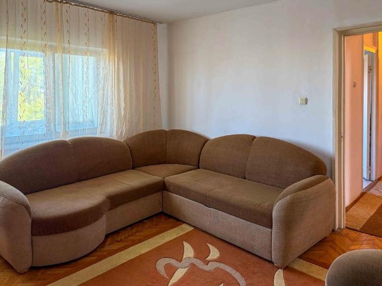 Proprietar inchiriez apartament 3 camere Girocului