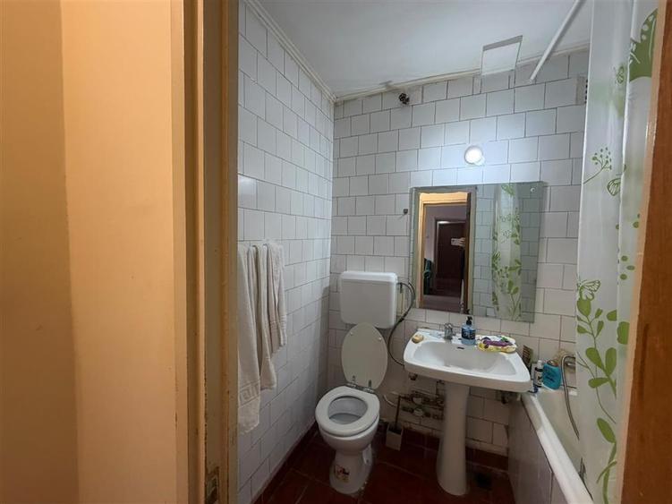 Apartament 3 camere Metrou 1 Decembrie 1918