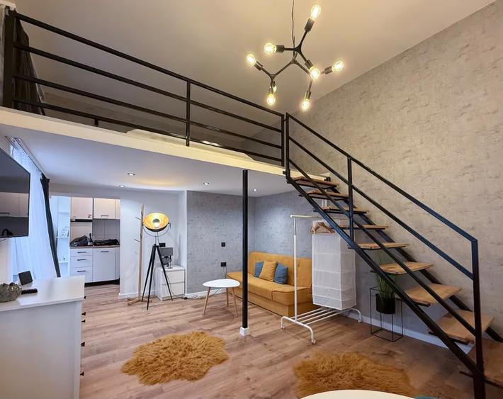 Apartament 1 cameră, ultracentral – lângă Matei Corvin | Curte interioară