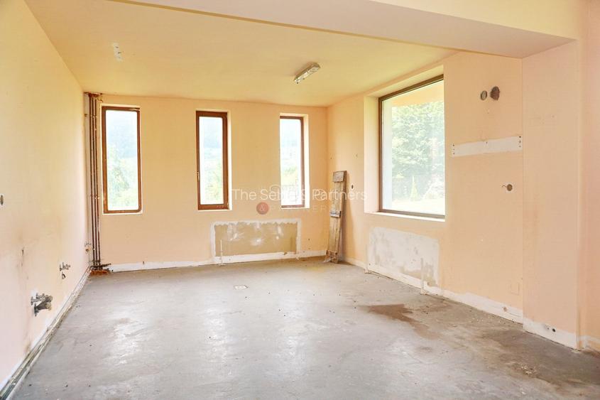 Investitie Pensiune 12 camere - 5