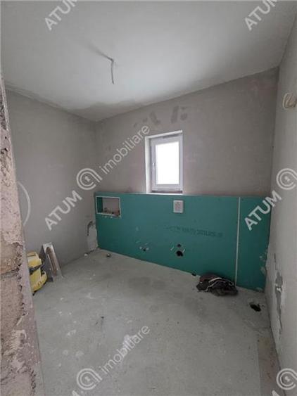 Casa individuala cu 4 camere si curte libera de 330 mp in Selimbar