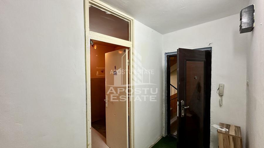 Apartament cu 3 camere, decomandat, etaj intermediar, Aradului - 7