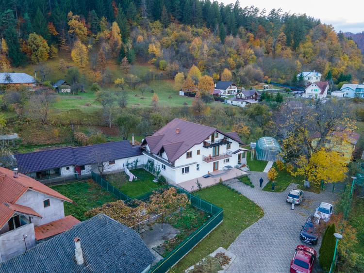 Vila ta în mijlocul naturii langa Piatra Neamt
