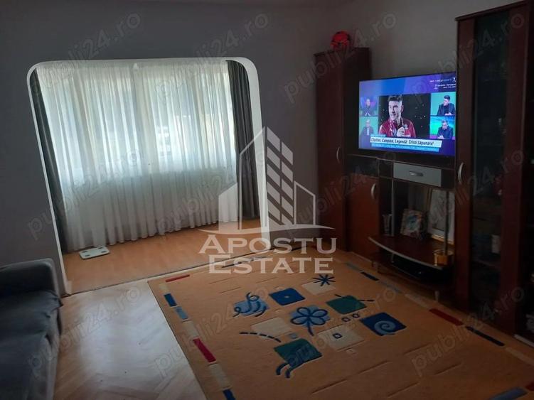 Apartament 3 camere de vanzare, boxa, zona Girocului, Timisoara